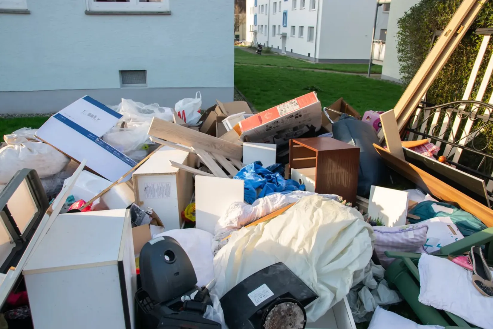Was kostet eine Entrümpelung in Langenfeld? (Und worauf du wirklich achten solltest)